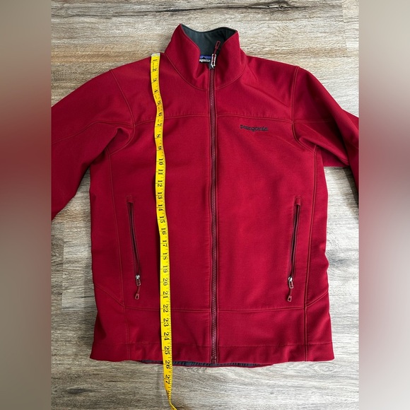 Patagonia Polartec Windbloc Outdoor Red Zipper
Jacket Men's Size Small - Picture 10 of 11